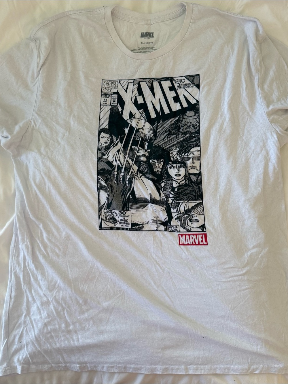 Marvel White X-Men Comic Graphic Tee with Black Print and Red Logo